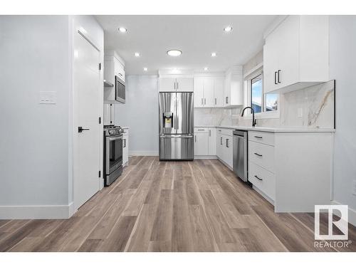 8307 14 Avenue, Edmonton, AB - Indoor Photo Showing Kitchen With Stainless Steel Kitchen With Upgraded Kitchen