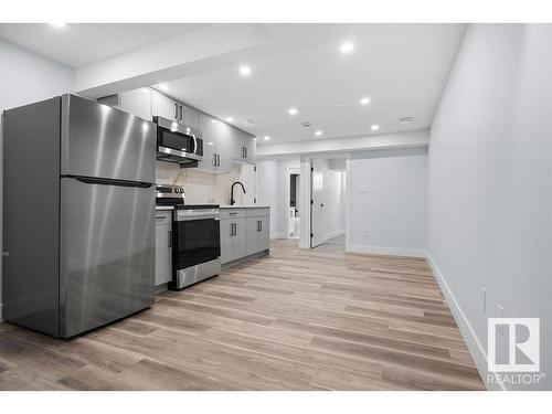 8307 14 Avenue, Edmonton, AB - Indoor Photo Showing Kitchen With Stainless Steel Kitchen