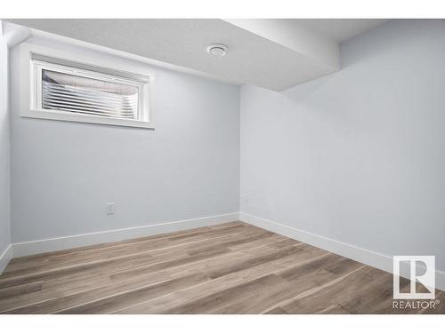 8307 14 Avenue, Edmonton, AB - Indoor Photo Showing Other Room