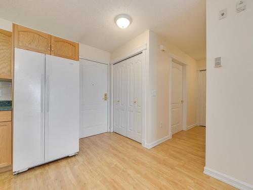 435 2741 55 Street, Edmonton, AB - Indoor Photo Showing Other Room