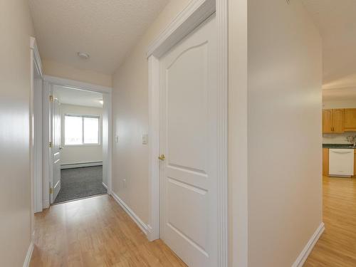 435 2741 55 Street, Edmonton, AB - Indoor Photo Showing Other Room