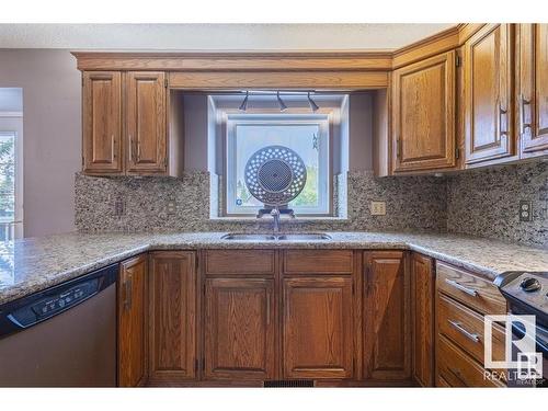 17811 60 Ave, Edmonton, AB - Indoor Photo Showing Kitchen With Double Sink