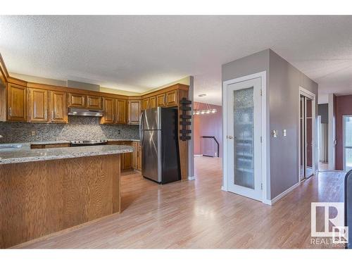 17811 60 Ave, Edmonton, AB - Indoor Photo Showing Kitchen With Double Sink