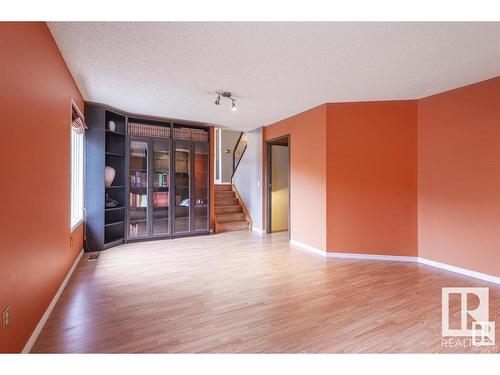 17811 60 Ave, Edmonton, AB - Indoor Photo Showing Other Room