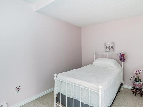 104 11618 100 Avenue, Edmonton, AB - Indoor Photo Showing Bedroom