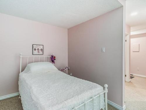 104 11618 100 Avenue, Edmonton, AB - Indoor Photo Showing Bedroom