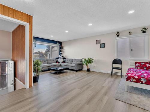 1416 65 Street, Edmonton, AB - Indoor