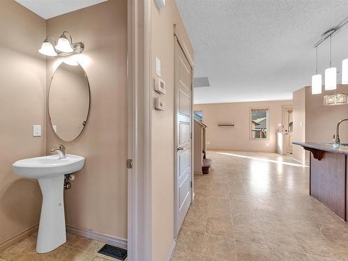 1732 62 Street, Edmonton, AB - Indoor Photo Showing Bathroom