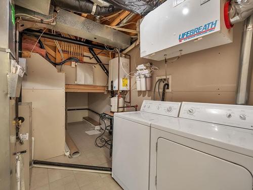 5478 Thibault Wynd, Edmonton, AB - Indoor Photo Showing Laundry Room