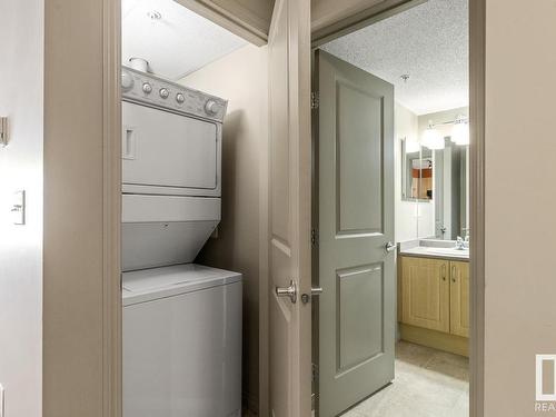 305 11449 Ellerslie Road, Edmonton, AB - Indoor Photo Showing Laundry Room