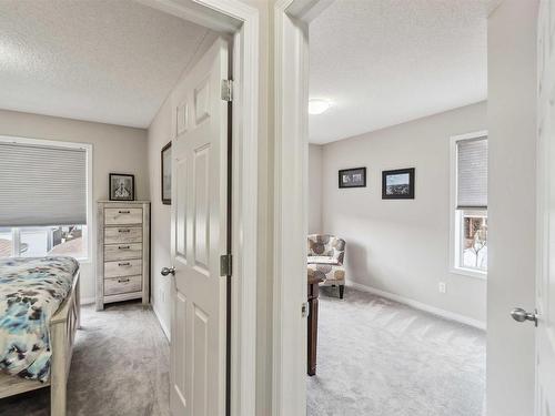 4750 Crabapple Run, Edmonton, AB - Indoor Photo Showing Bedroom