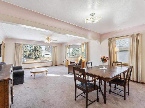 11315 110A Avenue, Edmonton, AB - Indoor Photo Showing Dining Room