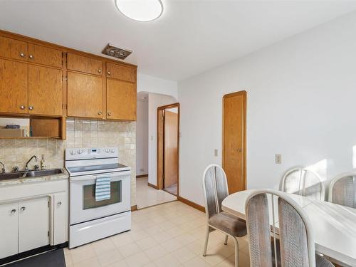 11315 110A Avenue, Edmonton, AB - Indoor Photo Showing Kitchen