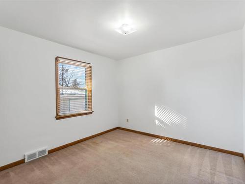 11315 110A Avenue, Edmonton, AB - Indoor Photo Showing Other Room