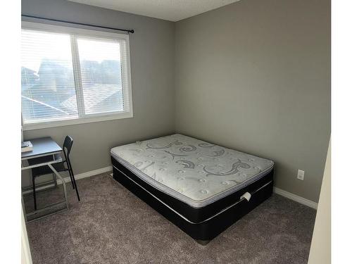 3221 Cherry Crescent, Edmonton, AB - Indoor Photo Showing Bedroom