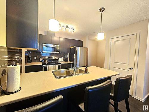 143 348 Windermere Road, Edmonton, AB - Indoor Photo Showing Kitchen With Stainless Steel Kitchen With Double Sink With Upgraded Kitchen