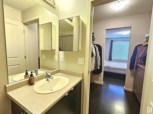 143 348 Windermere Road, Edmonton, AB - Indoor Photo Showing Bathroom