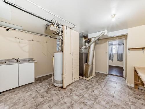 11606 95 Street, Edmonton, AB - Indoor Photo Showing Laundry Room