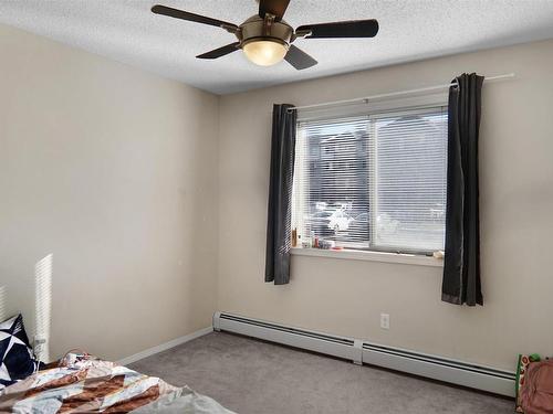 130 301 Clareview Station Drive, Edmonton, AB - Indoor Photo Showing Bedroom