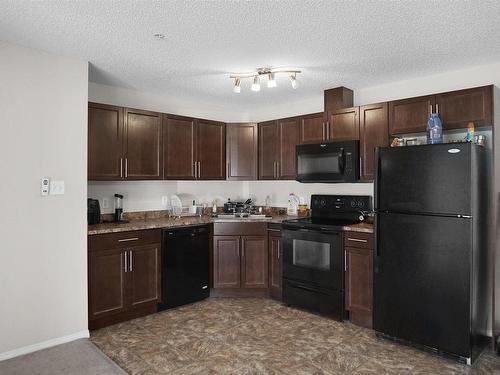 130 301 Clareview Station Drive, Edmonton, AB - Indoor Photo Showing Kitchen