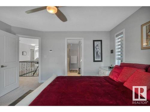 3209 Winspear Crescent, Edmonton, AB - Indoor Photo Showing Bedroom