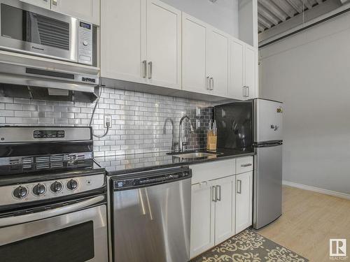 305 10355 105 Street, Edmonton, AB - Indoor Photo Showing Kitchen With Stainless Steel Kitchen With Upgraded Kitchen