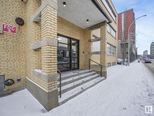 305 10355 105 Street, Edmonton, AB - Outdoor With Facade