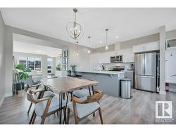 1380 KESWICK Drive  Edmonton, AB T6W 4T9