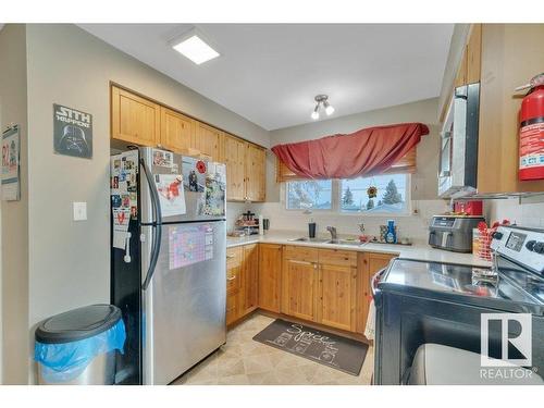 13527 115 Street, Edmonton, AB - Indoor Photo Showing Kitchen With Double Sink