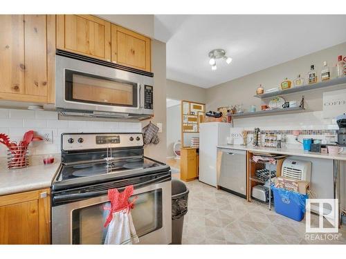 13527 115 Street, Edmonton, AB - Indoor Photo Showing Kitchen