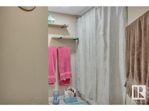 13527 115 Street, Edmonton, AB - Indoor Photo Showing Other Room