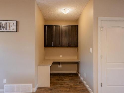 6921 Cardinal Wynd, Edmonton, AB - Indoor Photo Showing Other Room