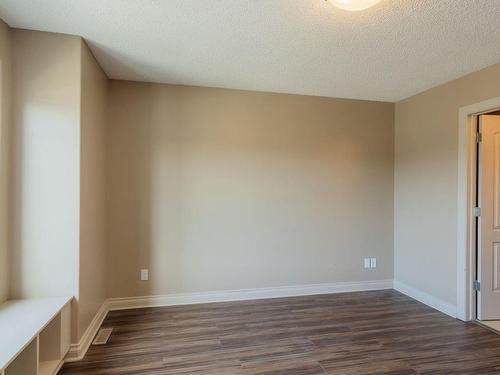 6921 Cardinal Wynd, Edmonton, AB - Indoor Photo Showing Other Room