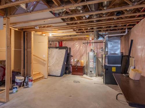 6921 Cardinal Wynd, Edmonton, AB - Indoor Photo Showing Basement