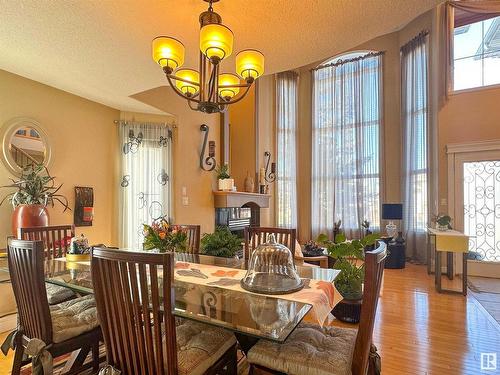 7415 169 Avenue, Edmonton, AB - Indoor Photo Showing Dining Room