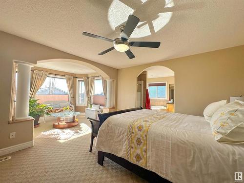 7415 169 Avenue, Edmonton, AB - Indoor Photo Showing Bedroom