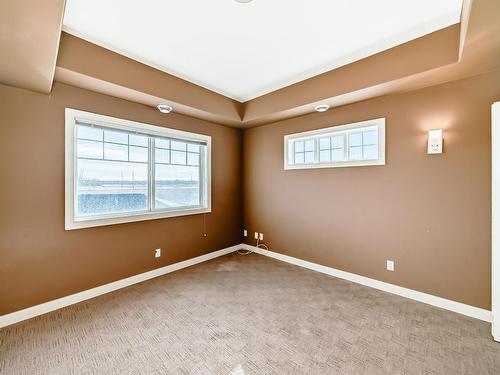 22 2565 Hanna Crescent, Edmonton, AB - Indoor Photo Showing Other Room