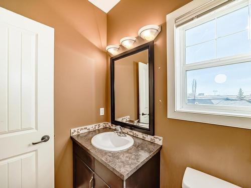 22 2565 Hanna Crescent, Edmonton, AB - Indoor Photo Showing Bathroom