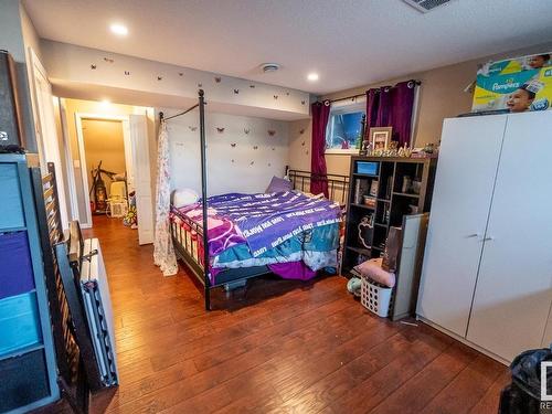 #20 Spruce Boulevard, Leduc, AB - Indoor Photo Showing Bedroom