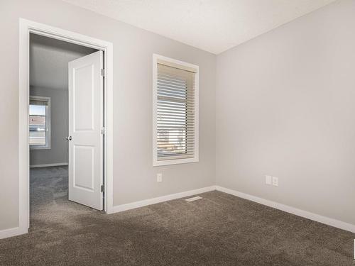 2590 Casey Way, Edmonton, AB - Indoor Photo Showing Other Room