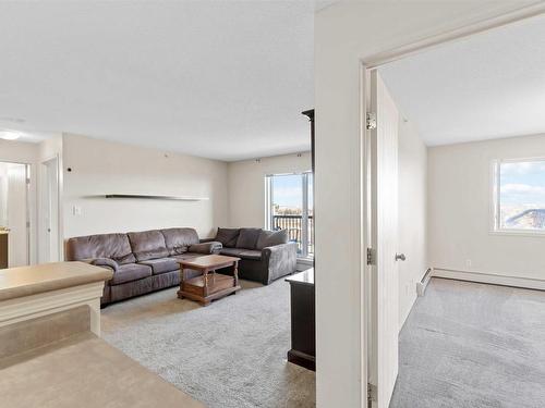 419 1180 Hyndman Road, Edmonton, AB - Indoor Photo Showing Living Room