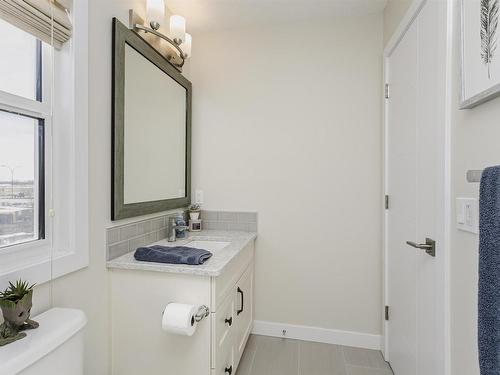 3730 8 Avenue, Edmonton, AB - Indoor Photo Showing Bathroom