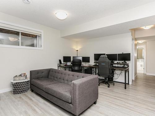 3730 8 Avenue, Edmonton, AB - Indoor