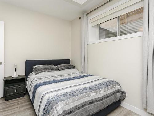 3730 8 Avenue, Edmonton, AB - Indoor Photo Showing Bedroom