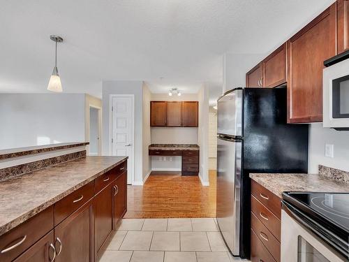 126 7909 71 Street, Edmonton, AB - Indoor Photo Showing Kitchen