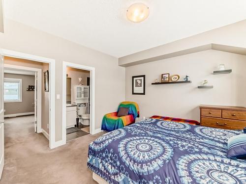 5207 Chappelle Road, Edmonton, AB - Indoor Photo Showing Bedroom