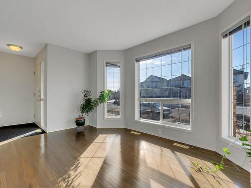 9308 Simpson Drive, Edmonton, AB - Indoor Photo Showing Other Room