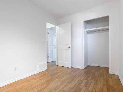 17929 63A Avenue, Edmonton, AB - Indoor Photo Showing Other Room