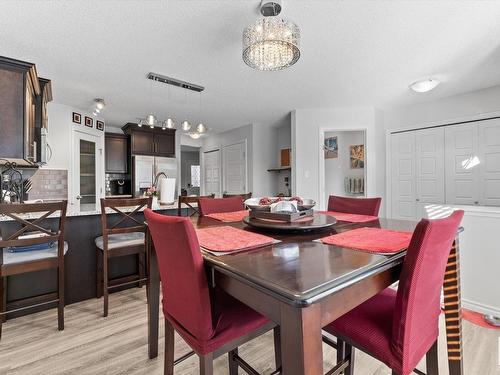 21979 90 Avenue, Edmonton, AB - Indoor Photo Showing Dining Room