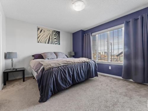 21979 90 Avenue, Edmonton, AB - Indoor Photo Showing Bedroom